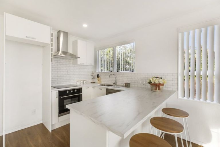 Photo of property in 1/18 Trimdon Street, Randwick Park, Auckland, 2105