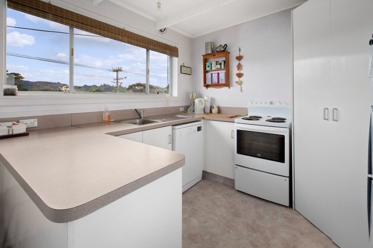 Photo of property in 61 Seaforth Road, Waihi Beach, 3611