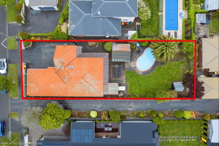 Photo of property in 30 Hamilton Avenue, Ilam, Christchurch, 8041
