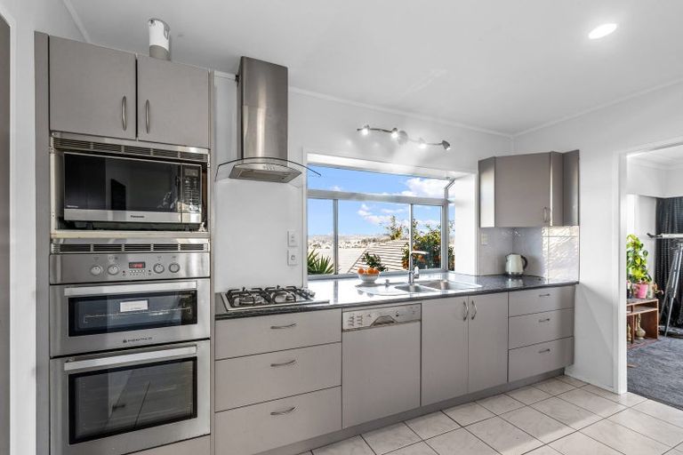 Photo of property in 192 Sturges Road, Henderson, Auckland, 0612