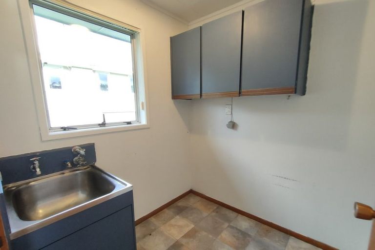 Photo of property in 104 Stanley Road, Glenfield, Auckland, 0629