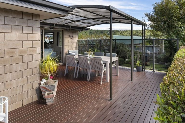 Photo of property in 18 Admiralty Place, Waikawa, Picton, 7220