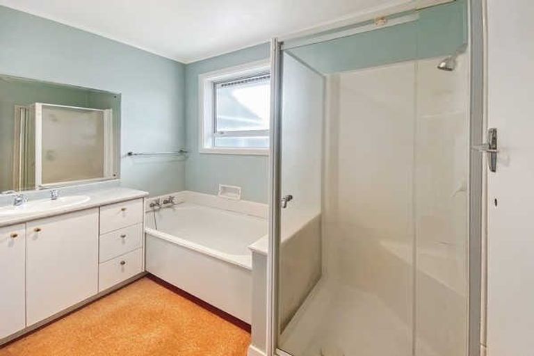 Photo of property in 19 Renwick Place, Hillmorton, Christchurch, 8025