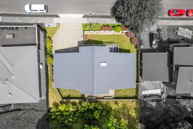 Photo of property in 8 Flotilla Place, Whitby, Porirua, 5024