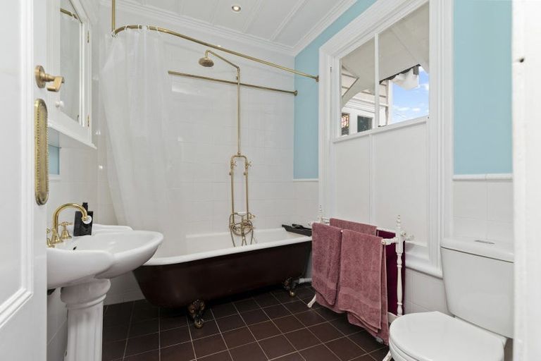 Photo of property in 128 Gray Avenue, Papatoetoe, Auckland, 2024