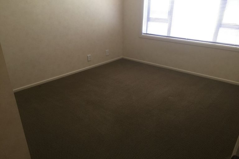 Photo of property in 10 Brookwood Drive, Henderson, Auckland, 0612