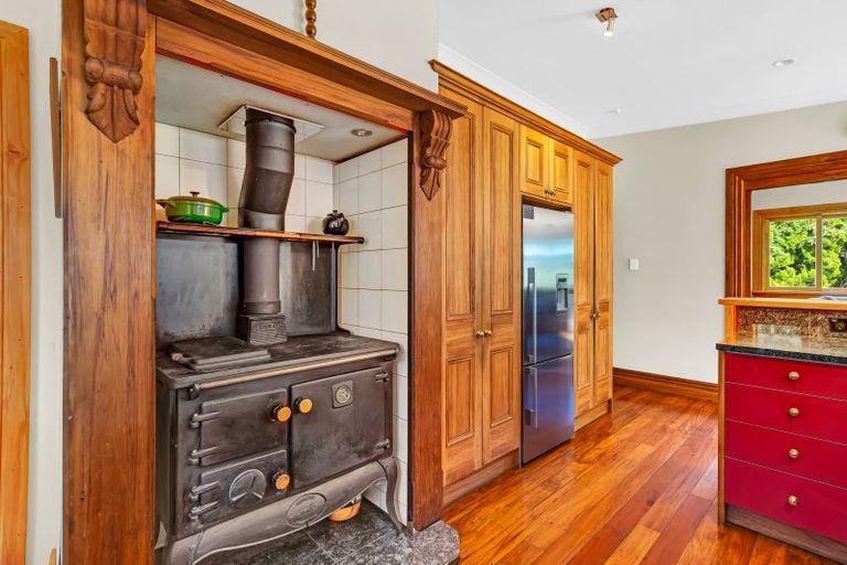 Photo of property in 4 Muhunoa West Road, Ohau, Levin, 5570