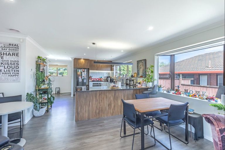 Photo of property in 10 Martin Harvey Street, Levin, 5510