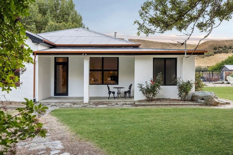 Photo of property in 723 Ardgour Road, Tarras, Cromwell, 9383