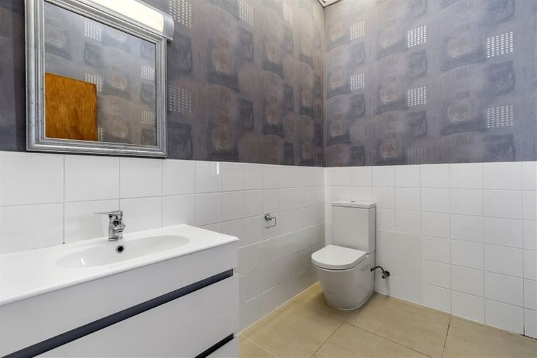 Photo of property in 249 Royal Road, Massey, Auckland, 0614