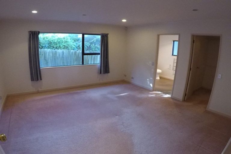 Photo of property in 24 Rosemary Avenue, Forrest Hill, Auckland, 0620