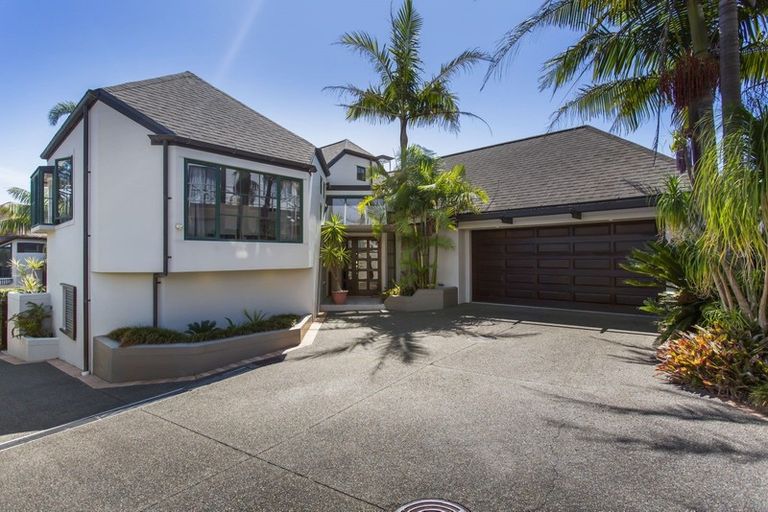 Photo of property in 45b Takutai Avenue, Half Moon Bay, Auckland, 2012