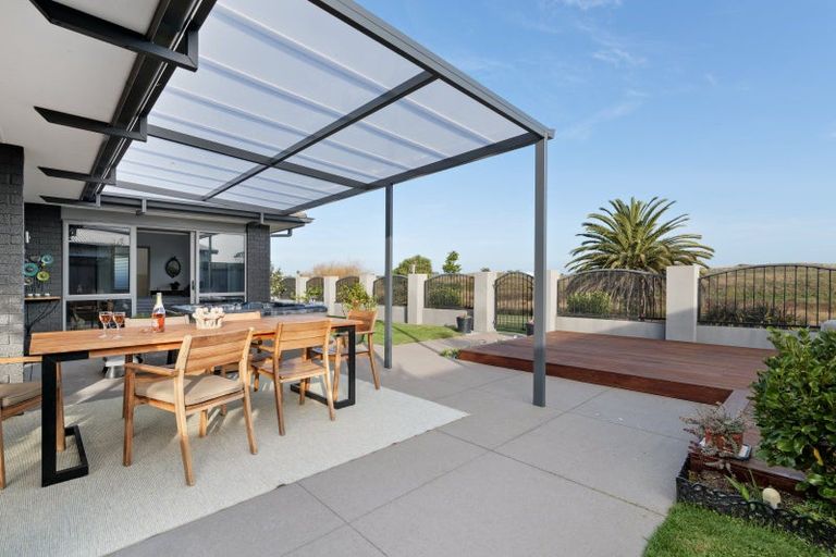 Photo of property in 21 Mandalay Key, Papamoa Beach, Papamoa, 3118