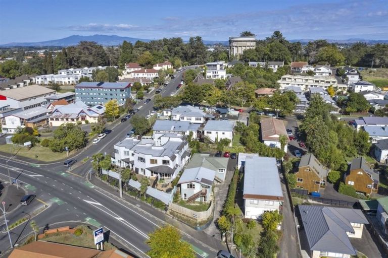 Photo of property in 20 Pembroke Street, Hamilton Lake, Hamilton, 3204