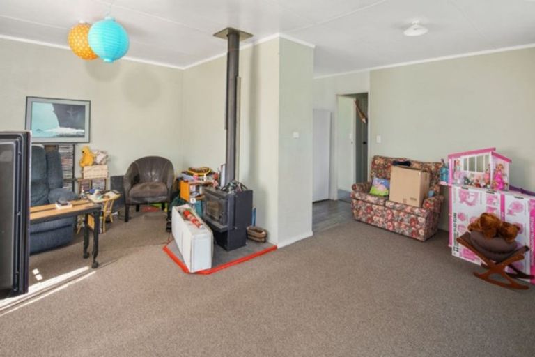 Photo of property in 13 Harold Crescent, Fordlands, Rotorua, 3015