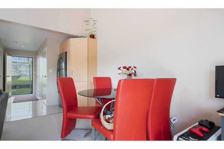 Photo of property in 54 Malaspina Place, Papatoetoe, Auckland, 2025