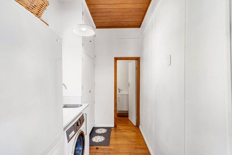 Photo of property in 6 Te Awa Avenue, Te Awa, Napier, 4110