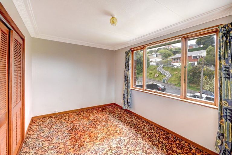 Photo of property in 21 Centennial Avenue, Helensburgh, Dunedin, 9010