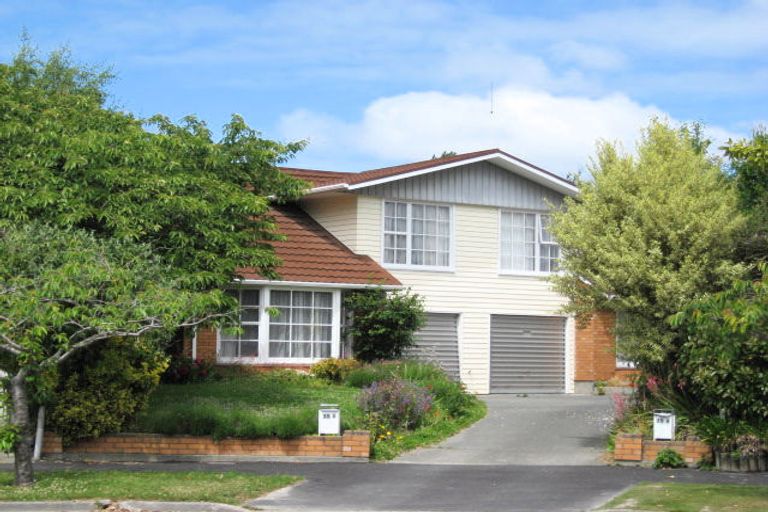 Photo of property in 2/35 Rosedale Place, Avonhead, Christchurch, 8042