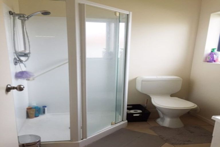 Photo of property in 4 Ettrick Lane, Papakura, 2110