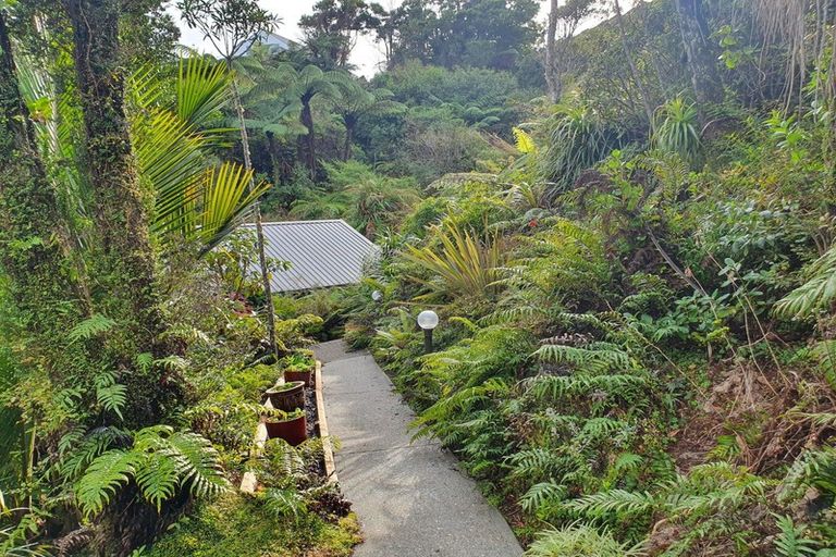 Photo of property in 19 Loris Place, Karoro, Greymouth, 7805