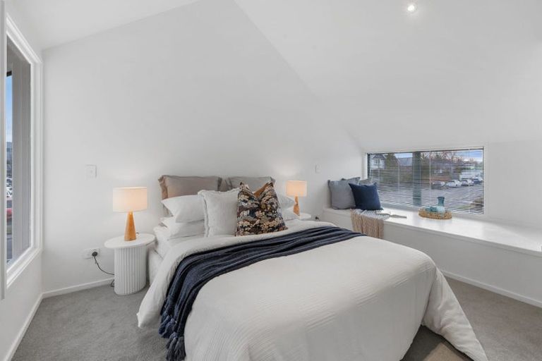 Photo of property in 2/938 Colombo Street, St Albans, Christchurch, 8014