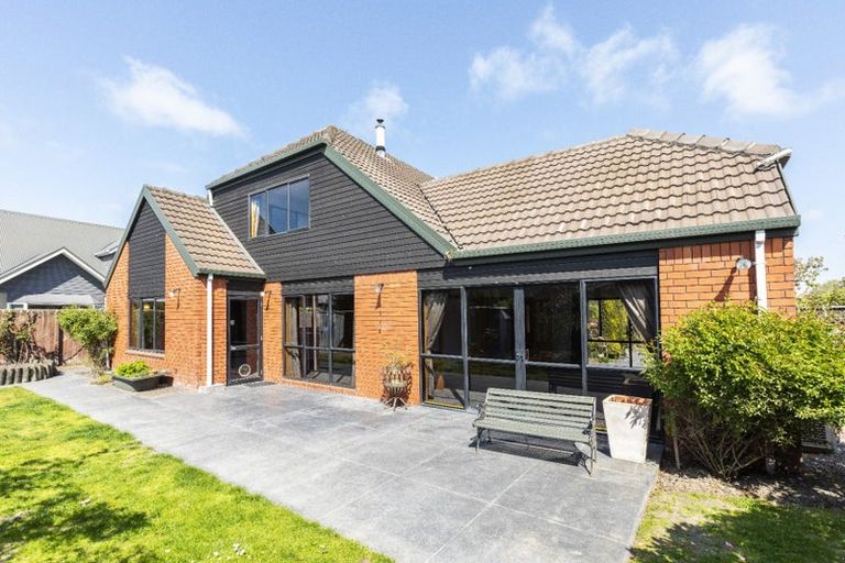 Photo of property in 9 Pasadena Place, Harewood, Christchurch, 8051