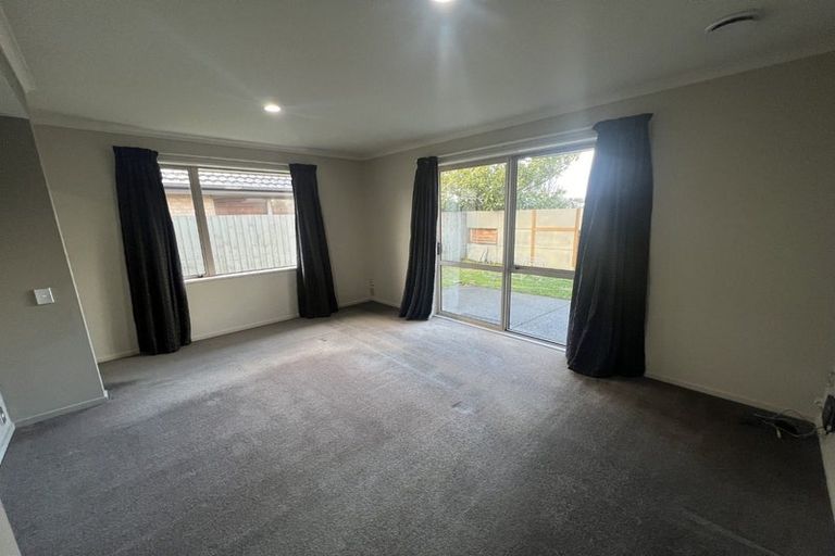 Photo of property in 10 Cridland Place, Halswell, Christchurch, 8025