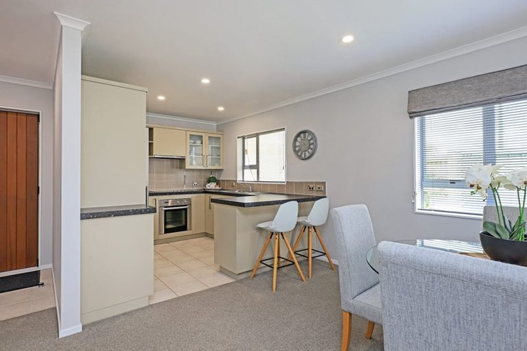 Photo of property in Parkvale Estate, 27/1232 Howard Street, Parkvale, Hastings, 4122