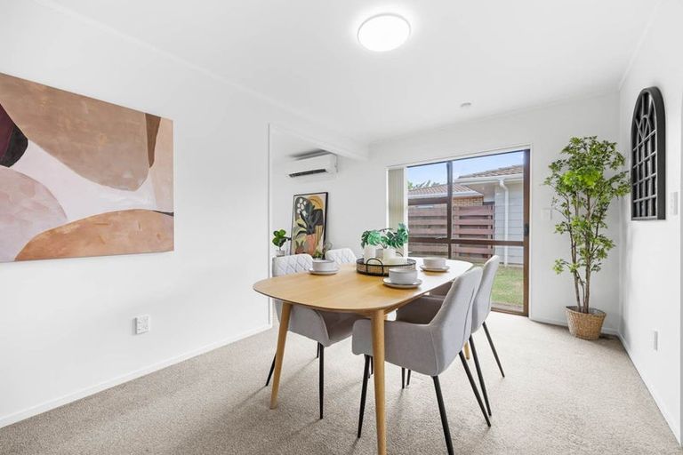 Photo of property in 2/126 Carruth Road, Papatoetoe, Auckland, 2025