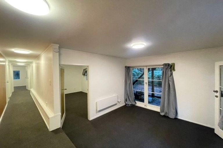 Photo of property in 58 Wirihana Road, Titirangi, Auckland, 0604
