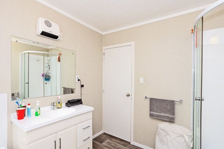 Photo of property in 105 Cunningham Crescent, Grasmere, Invercargill, 9810