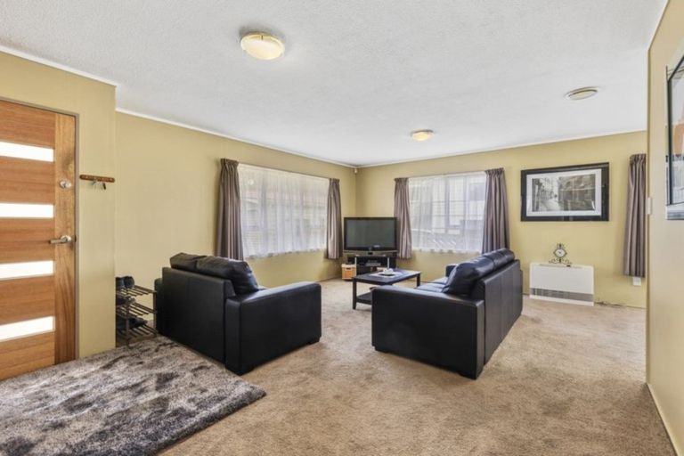 Photo of property in 10 Becks Close, Kelson, Lower Hutt, 5010