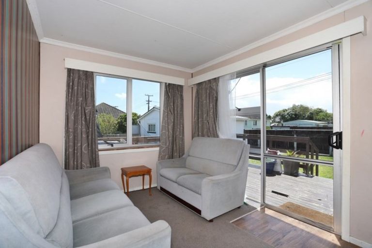 Photo of property in 81 Bridge Street, Bulls, 4818