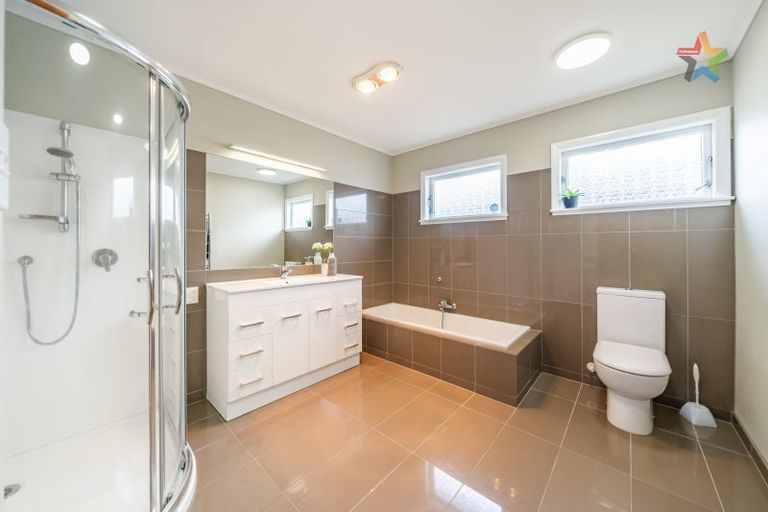 Photo of property in 4 Stamford Grove, Avalon, Lower Hutt, 5011