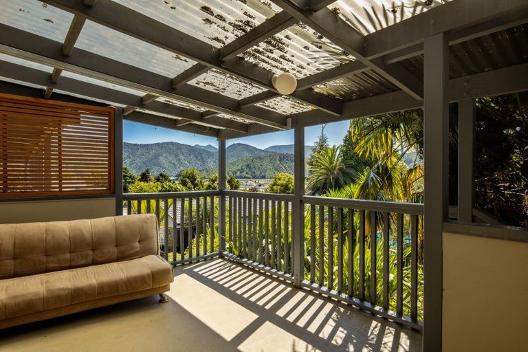 Photo of property in 50 Main Rd Havelock, Havelock, 7100