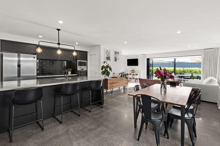 Photo of property in 140b Brookvale Road, Havelock North, 4130