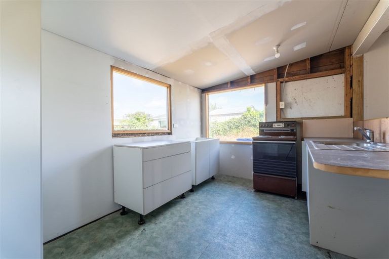 Photo of property in 15 Lynn Street, Oamaru North, Oamaru, 9400