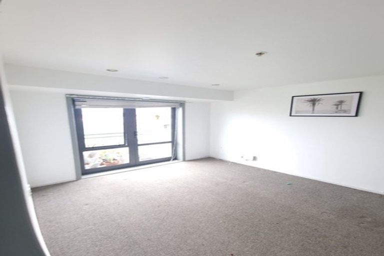 Photo of property in 4b/10 Crown Lynn Place, New Lynn, Auckland, 0600