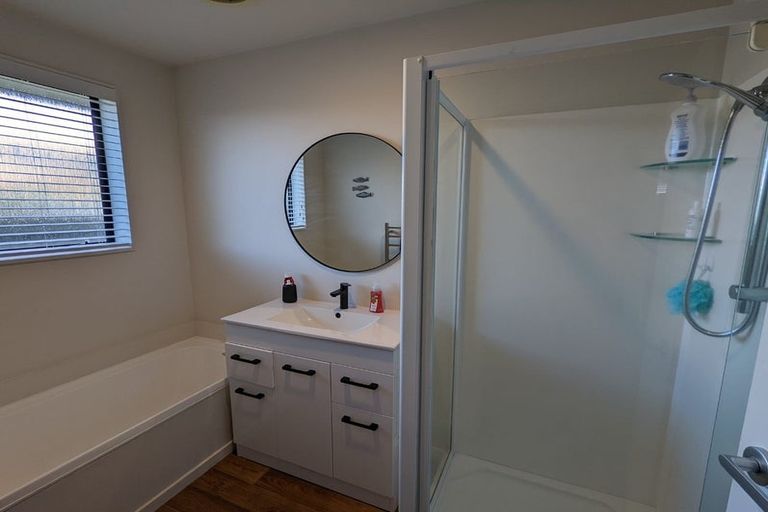 Photo of property in 1/139 Sawyers Arms Road, Northcote, Christchurch, 8052