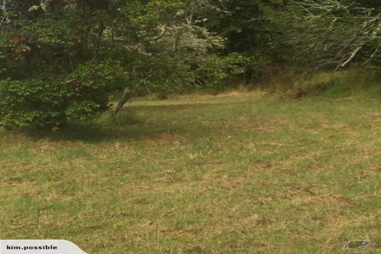 Photo of property in 28 Martin Road, Matakana, 0985