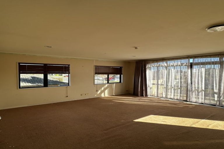 Photo of property in 49 Lilybank Crescent, East Tamaki, Auckland, 2013