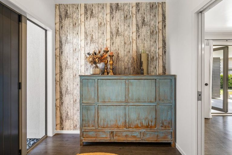 Photo of property in 27 Norfolk Drive, Cambridge, 3434