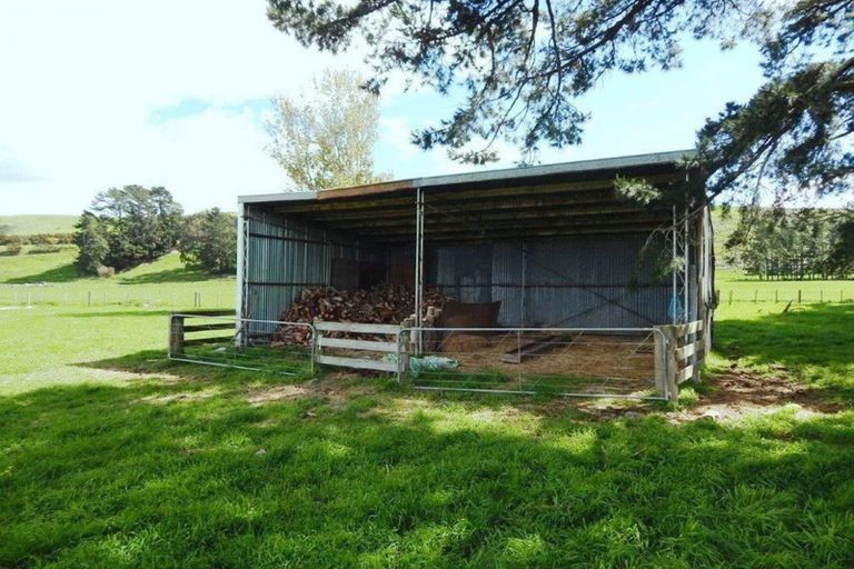 Photo of property in 421 Haringa Road, Carrington, Carterton, 5791