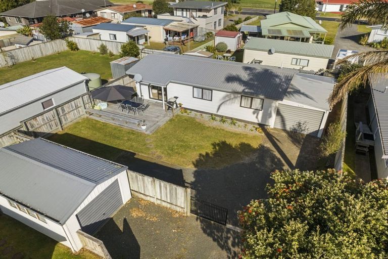 Photo of property in 215b Casement Road, Whangamata, 3620