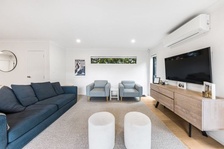 Photo of property in 125d Point Chevalier Road, Point Chevalier, Auckland, 1022