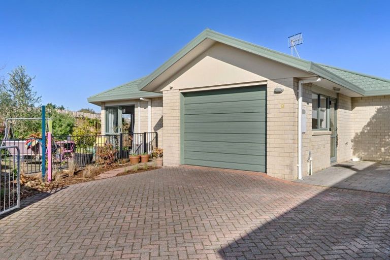 Photo of property in 37b Percy Road, Papamoa Beach, Papamoa, 3118