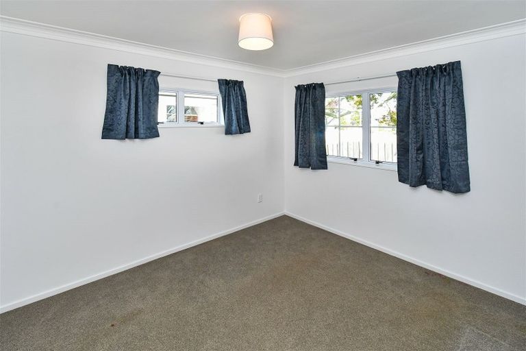 Photo of property in 2/2 Tampin Road, Hillpark, Auckland, 2102