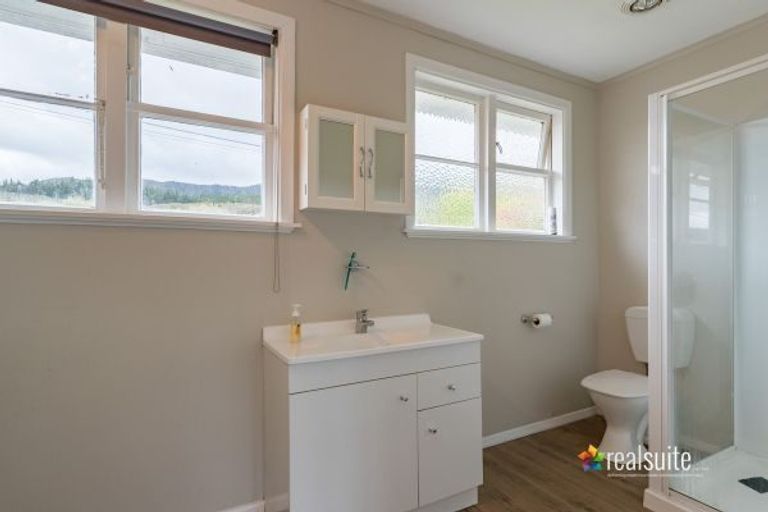 Photo of property in 264d Old School Road, Maymorn, Upper Hutt, 5018