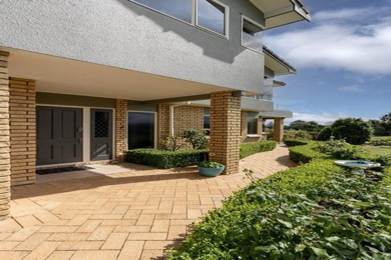 Photo of property in 23 Links View Drive, Omokoroa, 3114